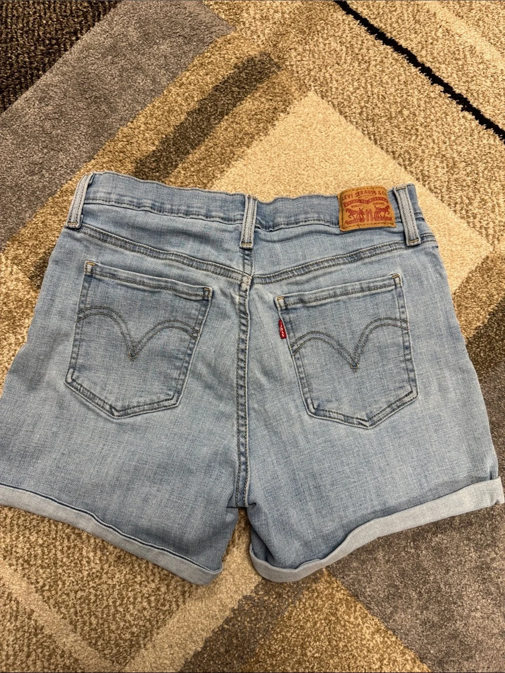 Levi's Light Wash Denim Cuffed Women's Shorts